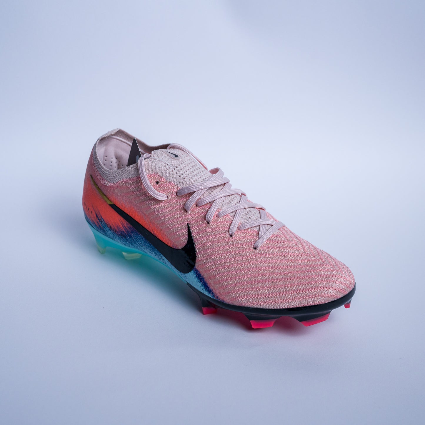 United Mercurial Vapor 16 Elite Firm-Ground Low-Top Football Boot